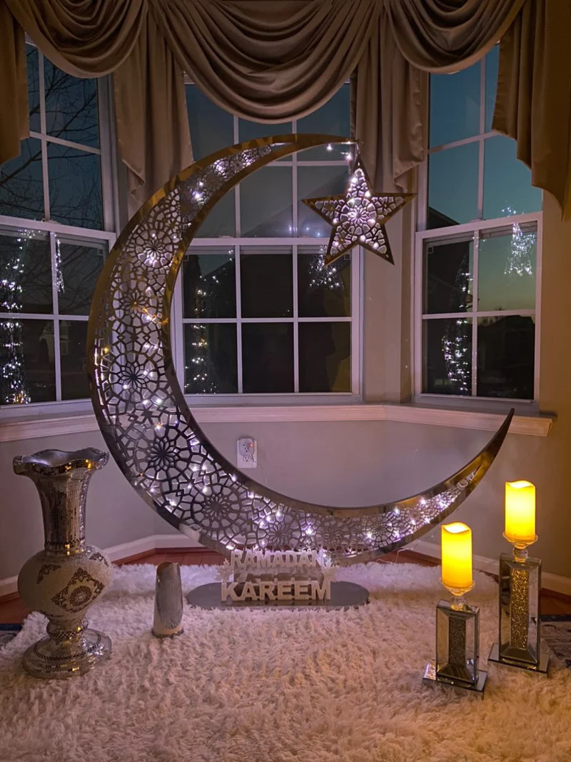 ديكور هلال رمضان بالصور